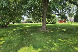 12135 Hillcrest Dr, Lemont, IL 60439 - Photo 25
