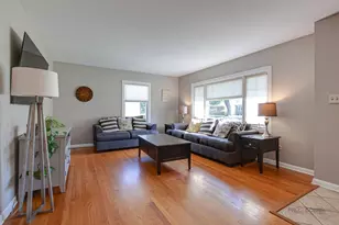 519 Dawes St, Libertyville, IL 60048 - Photo 5