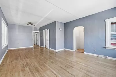 3316 N Ridgeway Avenue, Chicago, IL 60618 - Photo 3