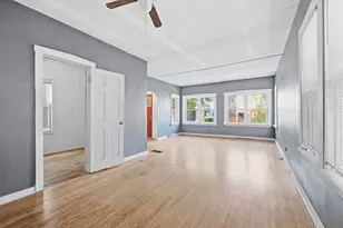 3316 N Ridgeway Ave, Chicago, IL 60618 - Photo 5