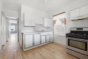 3316 N Ridgeway Ave, Chicago, IL 60618 - Photo 15