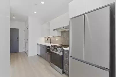 948 W Sunnyside Avenue #205, Chicago, IL 60640 - Photo 3