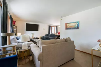 11033 Parkside Avenue, Chicago Ridge, IL 60415 - Photo 3