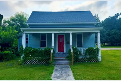447 N Euclid Avenue, Princeton, IL 61356 - Photo 1