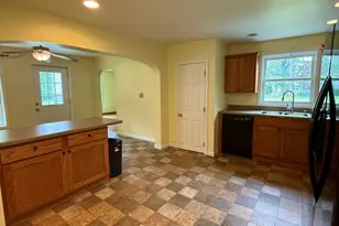 447 N Euclid Ave, Princeton, IL 61356 - Photo 9