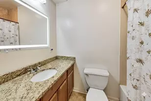 405 E Oakwood Blvd, Chicago, IL 60653 - Photo 7