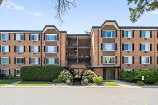 1206 S New Wilke Rd, Arlington Heights, IL 60005 - Photo 1