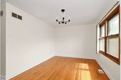 7048 Brementowne Road, Tinley Park, IL 60477 - Photo 5