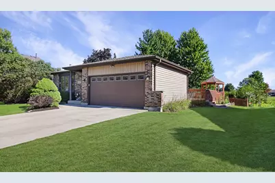 1447 Comanche Drive, Bolingbrook, IL 60490 - Photo 3