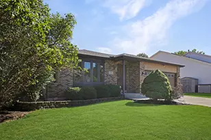 1447 Comanche Dr, Bolingbrook, IL 60490 - Photo 33