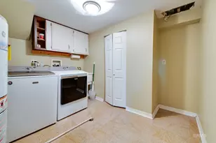 1233 N Hickory Trail, Addison, IL 60101 - Photo 31