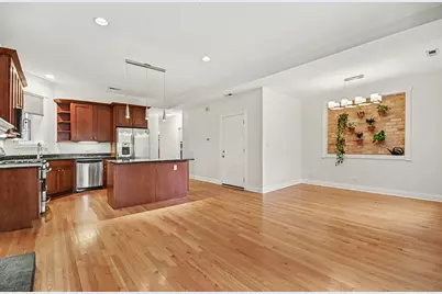 5210 N Winthrop Avenue #2, Chicago, IL 60640 - Photo 7