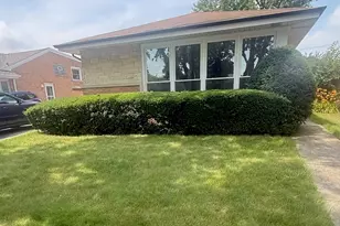 8748 N Olcott Ave, Niles, IL 60714 - Photo 1