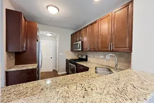 589 Fox Ridge Dr, Fox Lake, IL 60020 - Photo 3