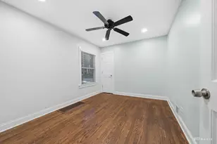 10444 S Troy St, Chicago, IL 60655 - Photo 7