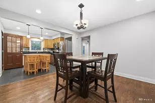 10444 S Troy St, Chicago, IL 60655 - Photo 11