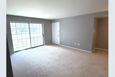9428 Bay Colony Drive #1S, Des Plaines, IL 60016 - Photo 3