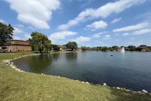 9428 Bay Colony Dr, Des Plaines, IL 60016 - Photo 19