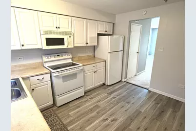 9428 Bay Colony Drive #1S, Des Plaines, IL 60016 - Photo 7