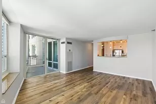 345 N LaSalle St, Chicago, IL 60654 - Photo 5