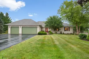 8404 Squirrel Dr, Spring Grove, IL 60081 - Photo 1