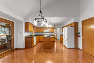 5037 W Herbert Ct, Monee, IL 60449 - Photo 5