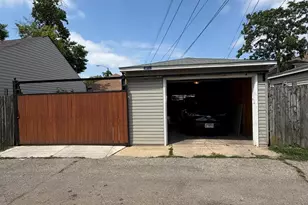 5171 W Wabansia Ave, Chicago, IL 60639 - Photo 23