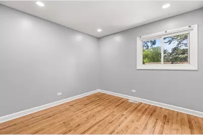 501 Lafayette Lane, Hoffman Estates, IL 60169 - Photo 21