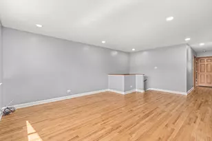 501 Lafayette Ln, Hoffman Estates, IL 60169 - Photo 7