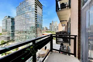 849 N Franklin St, Chicago, IL 60610 - Photo 33