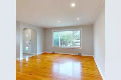 5221 Greenwood Street, Skokie, IL 60077 - Photo 3