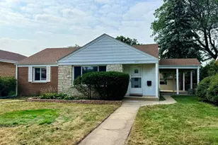 5221 Greenwood St, Skokie, IL 60077 - Photo 1