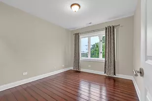 9382 Landings Ln, Des Plaines, IL 60016 - Photo 21