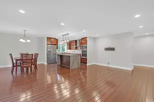 9382 Landings Ln, Des Plaines, IL 60016 - Photo 17