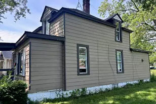3216 Ezra Ave, Zion, IL 60099 - Photo 3
