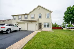 2837 Oakmont Dr, Montgomery, IL 60538 - Photo 1