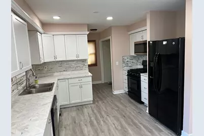 502 Powers Court #B, Yorkville, IL 60560 - Photo 3