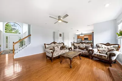 663 Huntington Boulevard, West Dundee, IL 60118 - Photo 5