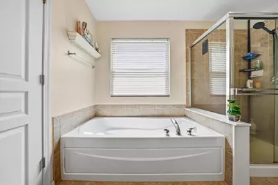 663 Huntington Boulevard, West Dundee, IL 60118 - Photo 17