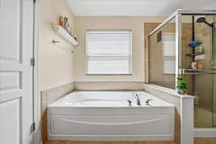 663 Huntington Blvd, West Dundee, IL 60118 - Photo 17