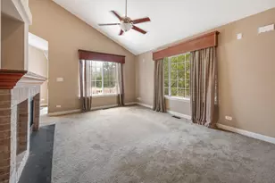 919 Pheasant Trail, Saint Charles, IL 60174 - Photo 3