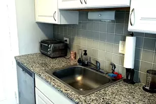1255 N State Pkwy, Chicago, IL 60610 - Photo 9