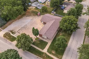 420 W Bennett St, Pontiac, IL 61764 - Photo 21