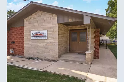 420 W Bennett Street, Pontiac, IL 61764 - Photo 5
