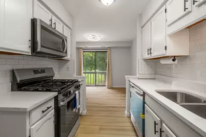1824 Portsmouth Drive #C, Lisle, IL 60532 - Photo 7