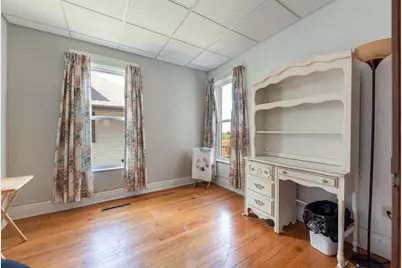 550 W Henry Street, Kankakee, IL 60901 - Photo 9