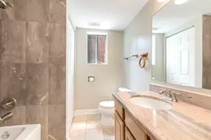 9837 Treetop Dr, Orland Park, IL 60462 - Photo 9