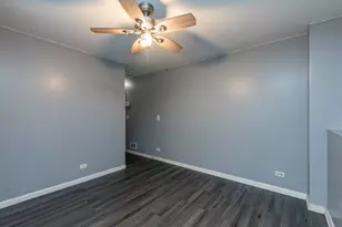1927 Freedom Ct, Zion, IL 60099 - Photo 23