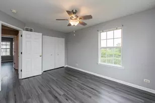 1927 Freedom Ct, Zion, IL 60099 - Photo 25