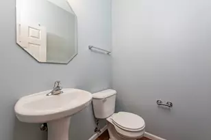 1927 Freedom Ct, Zion, IL 60099 - Photo 15